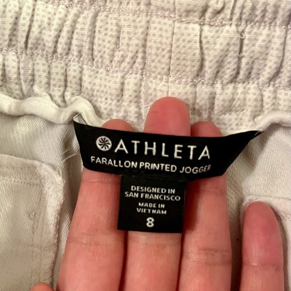 Athleta Farallon Printed Joggers - Picture 5 of 10